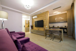 Purple Luxury Apartment Lake On